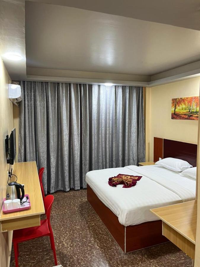 ג'ובה Eastern Plaza Hotel מראה חיצוני תמונה